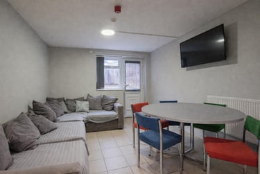 7 bed house, Treherbert Street, Cathays, Cardiff, CF244JN - Image 1